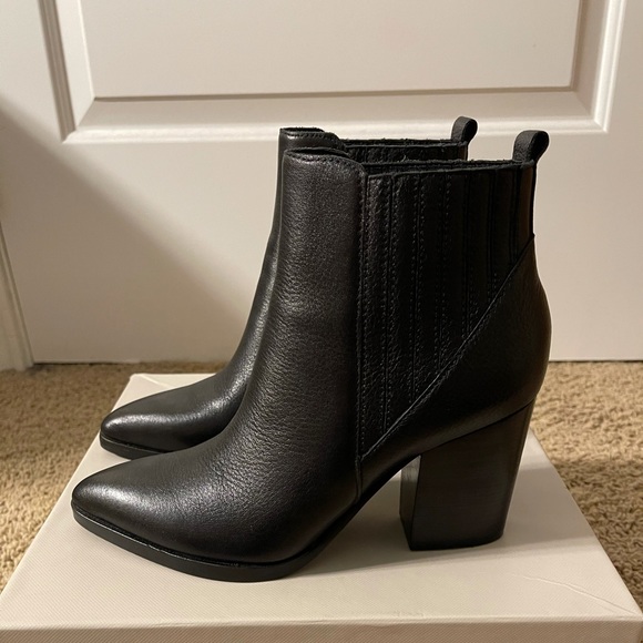 Marc Fisher LTD Alva Pointy Toe Bootie - Picture 2 of 7